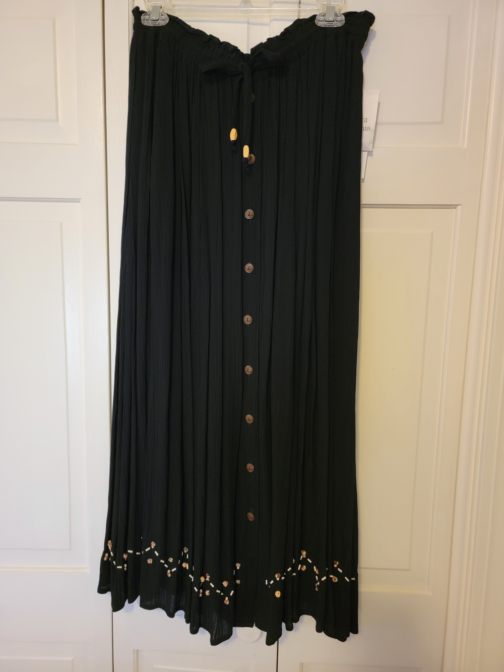Lizsport Black Button-Front Maxi Skirt with Hem Embroidery Size L NWT